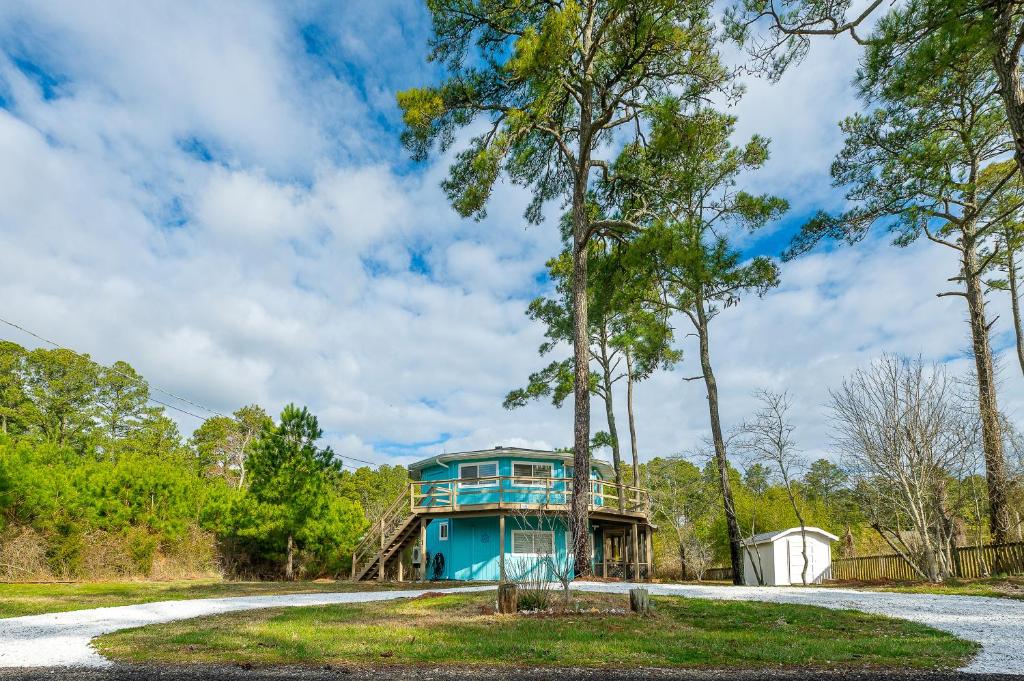 Hailey's Roundhouse - New & Unique Home w/ Water Access!, Deep Hole