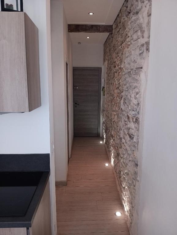 Adorable studio vieil Antibes - 5