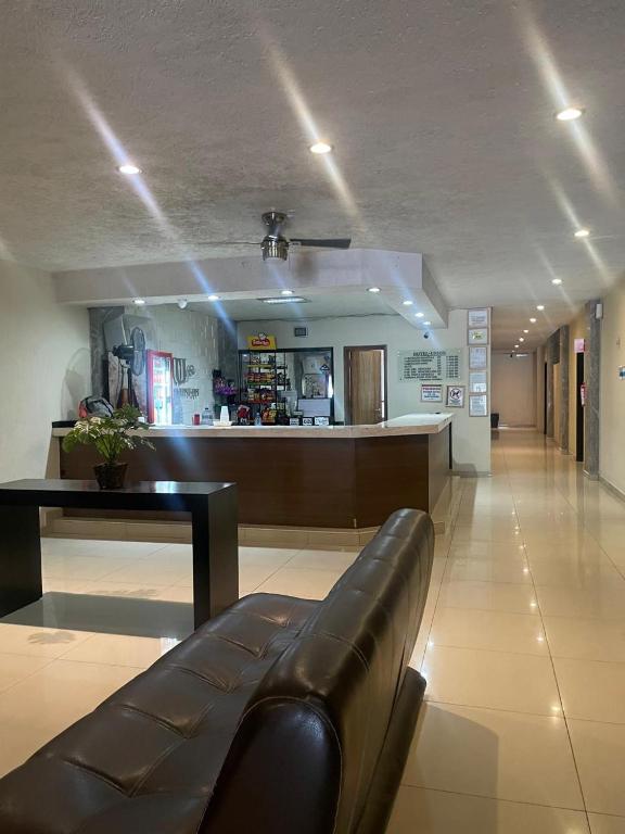 Hotel Union Guadalajara - 4