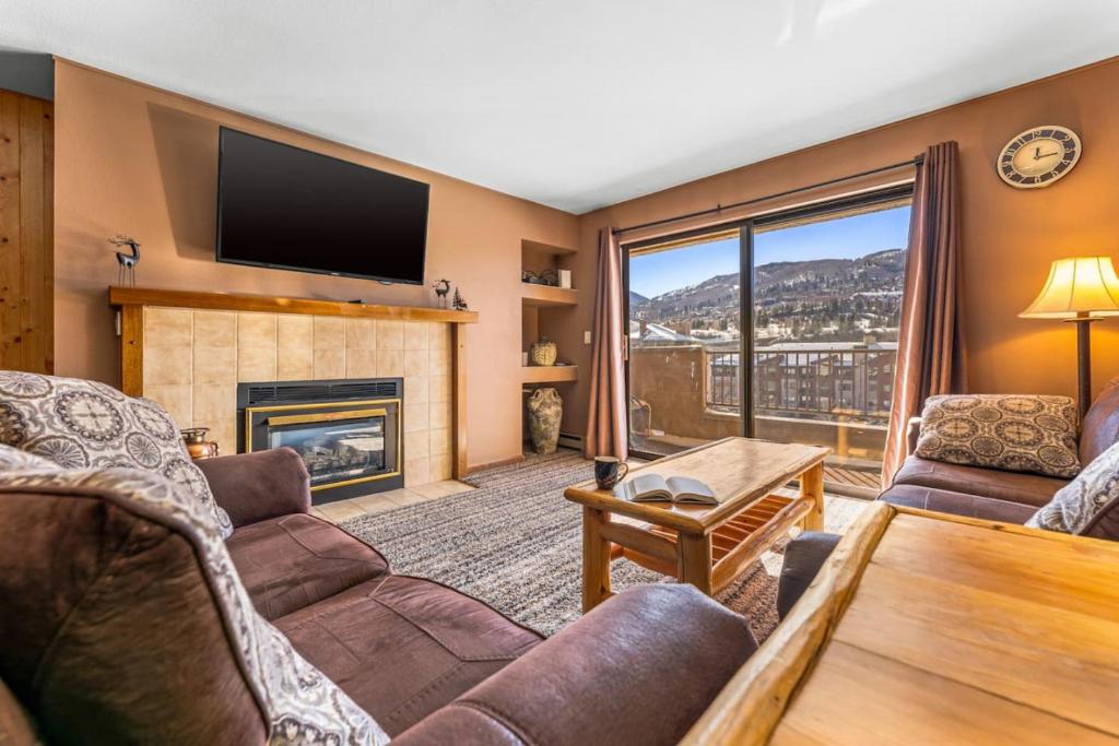 Ski in, Ski Out at The Seasons at Avon, Avon