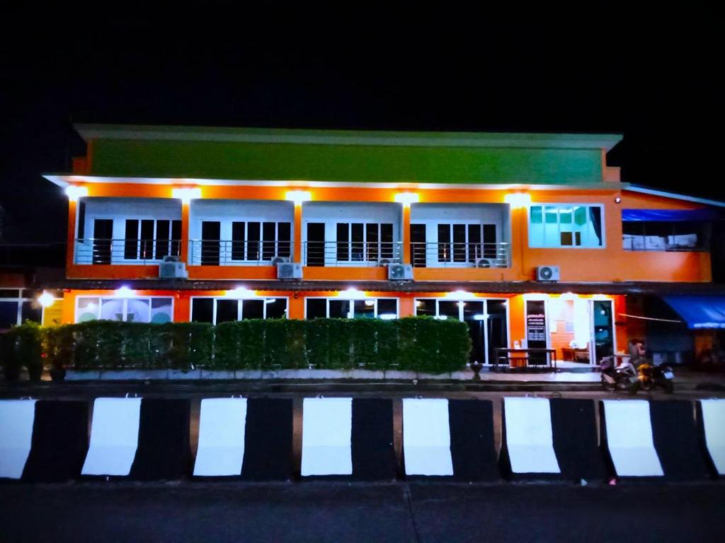 ลูกจ่าปองโฮม Lukjapong Home, Ranong