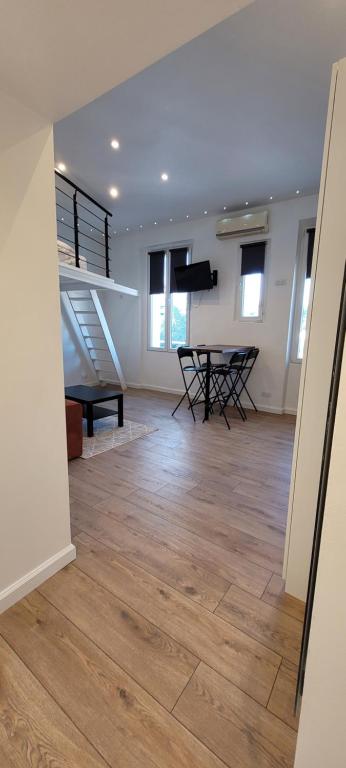 Studio cosy, 8 min à pied du Palais et de la Plage - 3