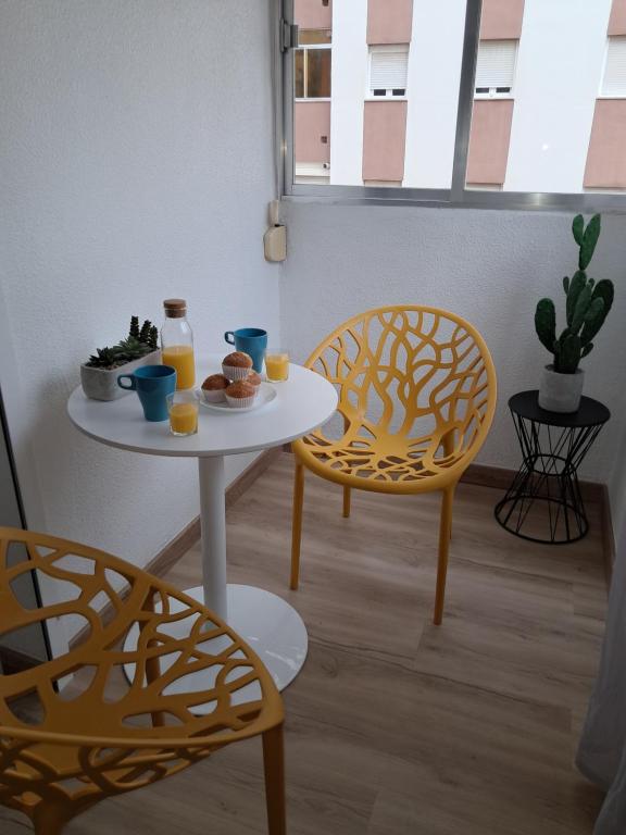 TrendyHomes El Puerto de Almería, próximo Playa y Centro,3 HAB, Espacioso, Familias, Wifi - 2