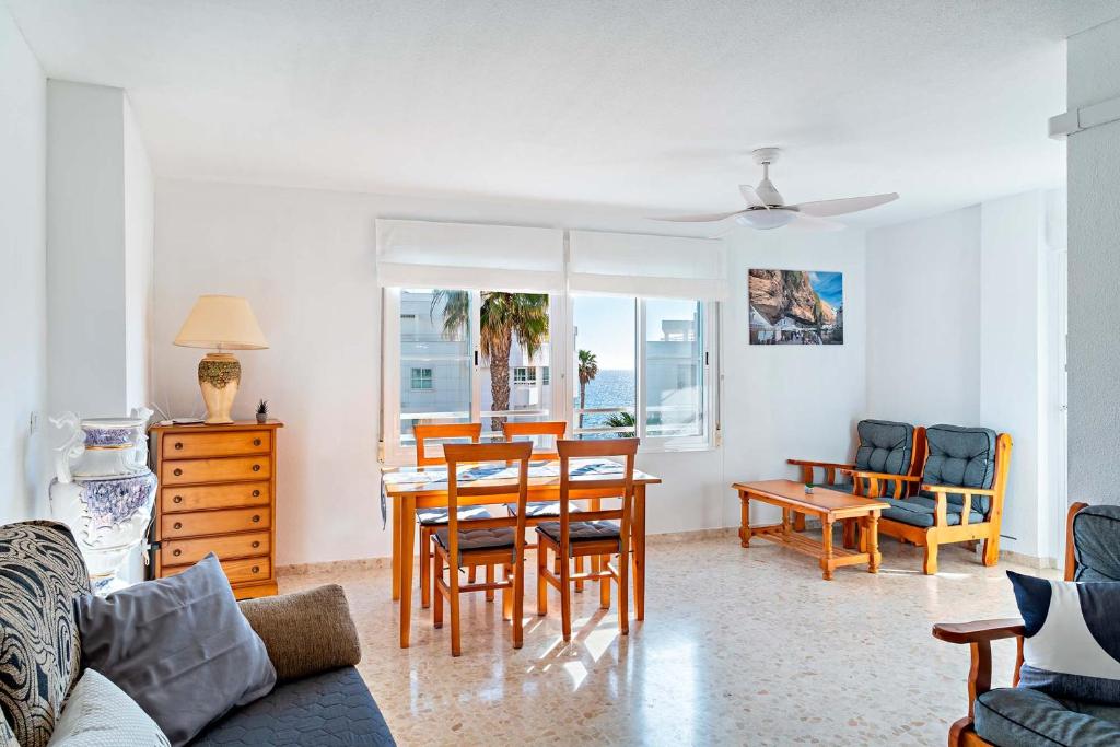 Apartamento con Vista al Mar - 2