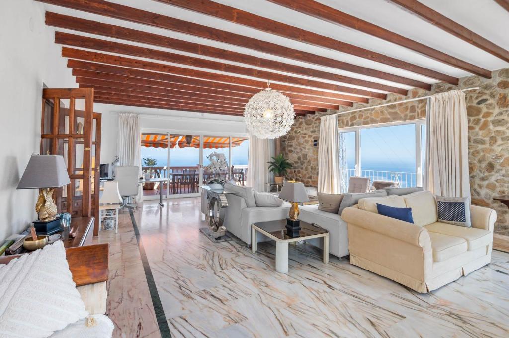 Casa Blanca - 5