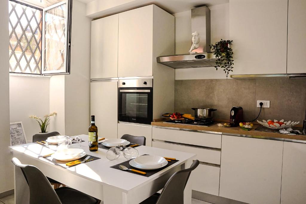 FicuriniasHouse-Cozy Central Flat with Parking - 5