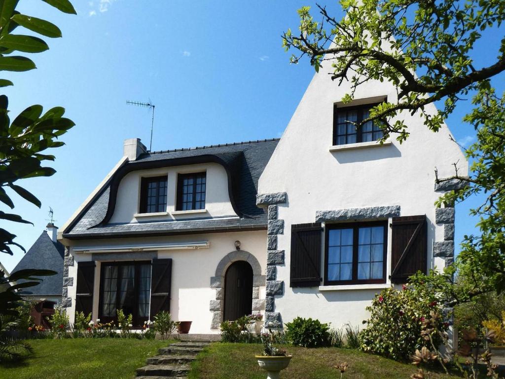 Holiday Home in Paramé near Saint-Malo Beaches - 1