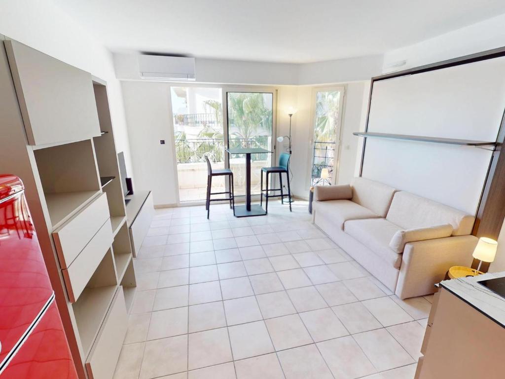 Studio rénové avec balcon et garage en plein cœur de Menton - FR-1-196-375 - 4