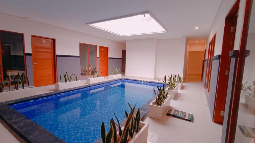 Deva Guest House - Kerobokan, Seminyak