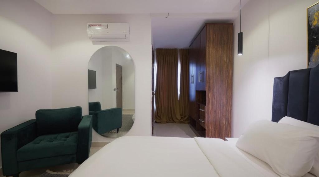 A Three Bedroom Shortlet Apartment, Lekki