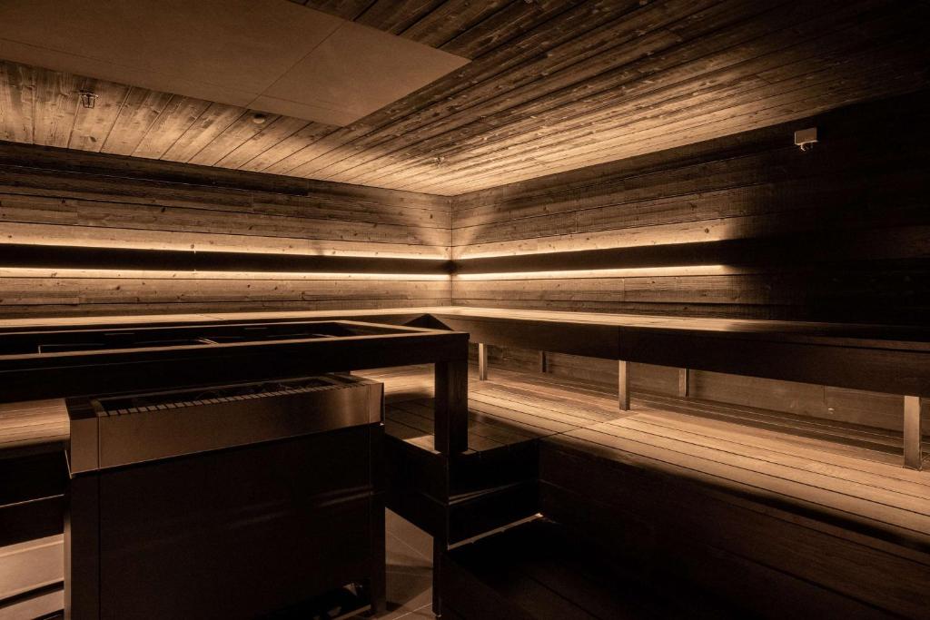 Scandic Helsinki Hub 로비