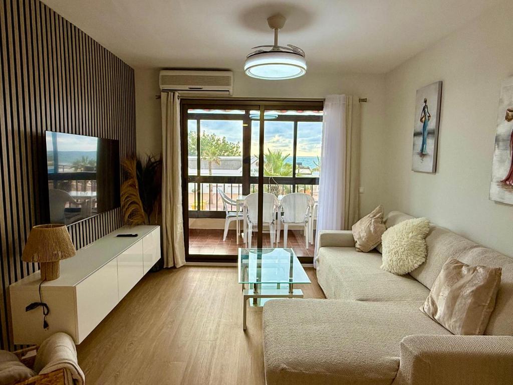 Apartamento en primera línea de playa con terraza en Los Boliches, Atardeceres de Fuengirola - 5
