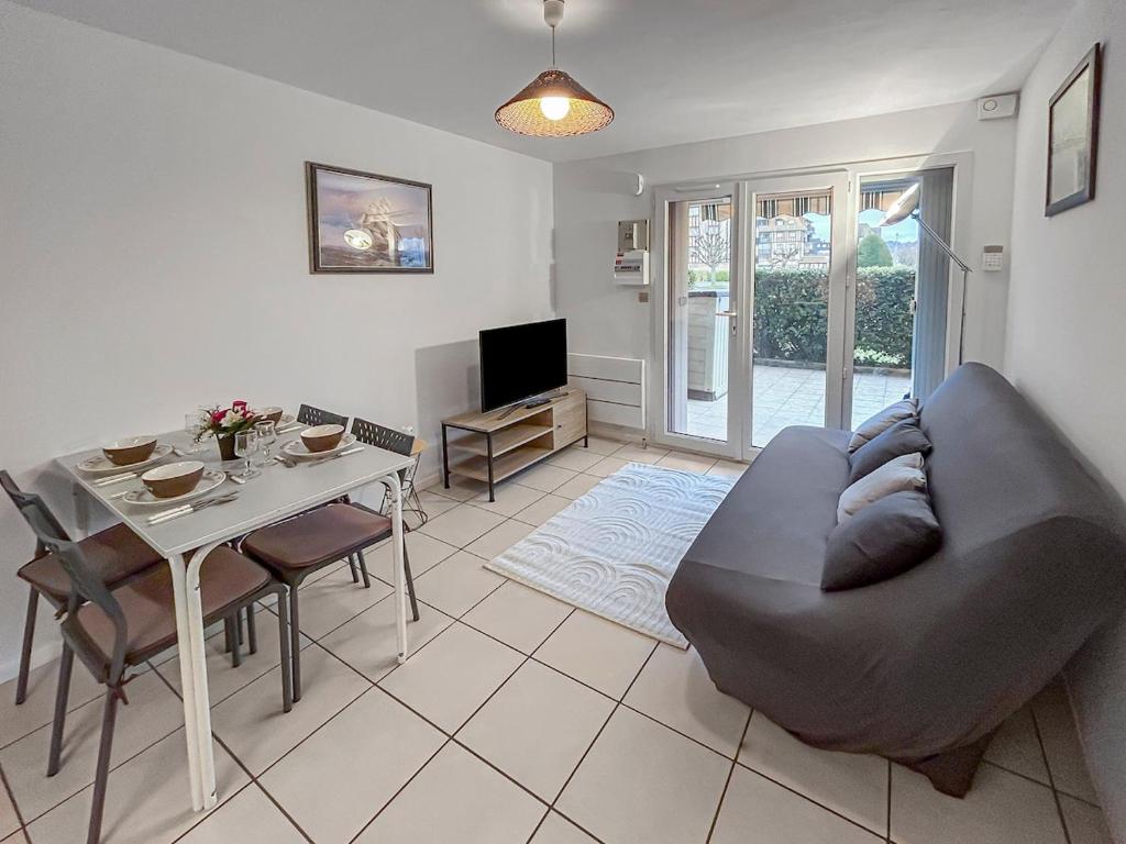 terasse marine, F2 Large terrasse privative à 5mn de la plage - 1