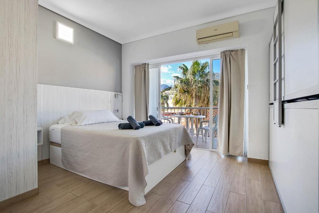 Carihuela Palace 419 By IVI Real Estate - 3