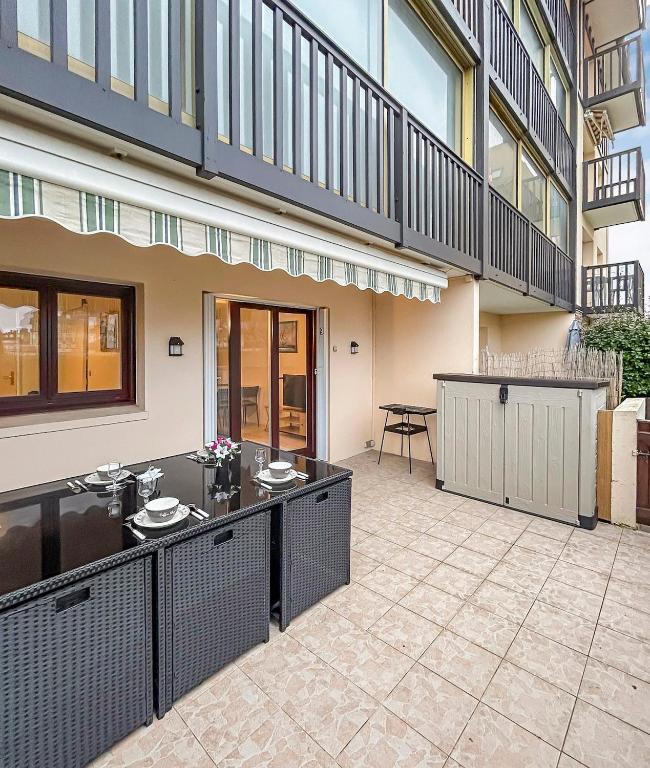 terasse marine, F2 Large terrasse privative à 5mn de la plage - 2