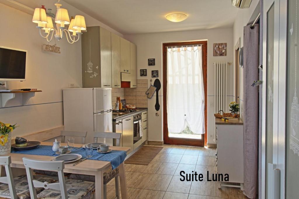 APPARTAMENTO di Charme SUITE LUNA - 5