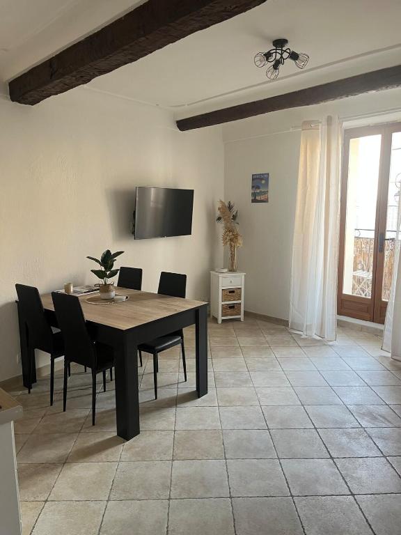 2 rooms, old town, Antibes