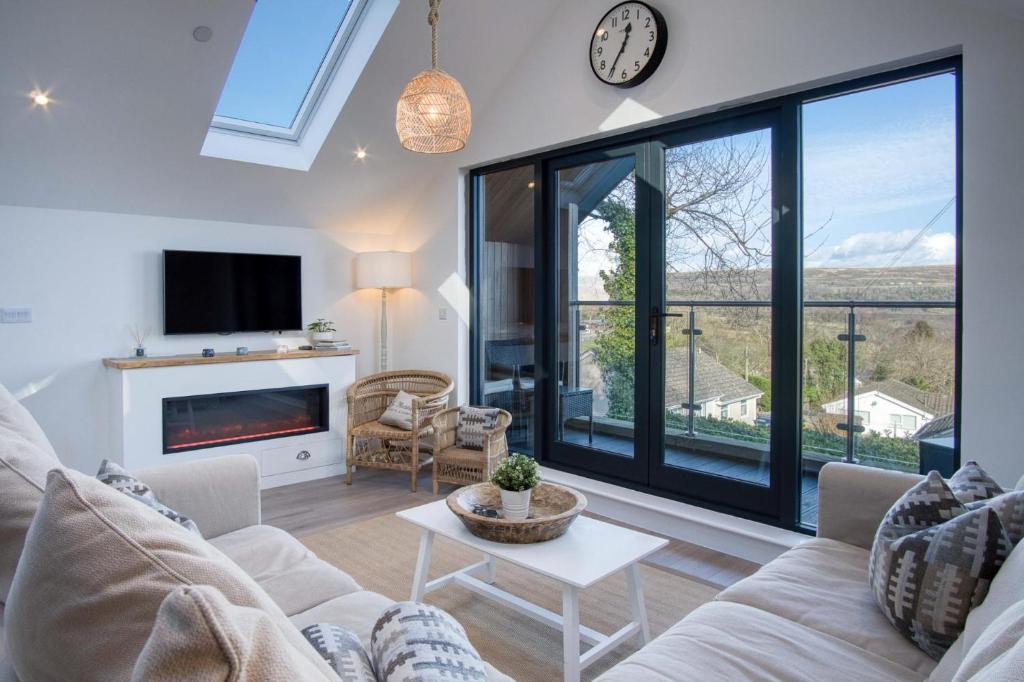 Ty Florence - 3 Bedroom Cottage - Bayview Oxwich, Oxwich