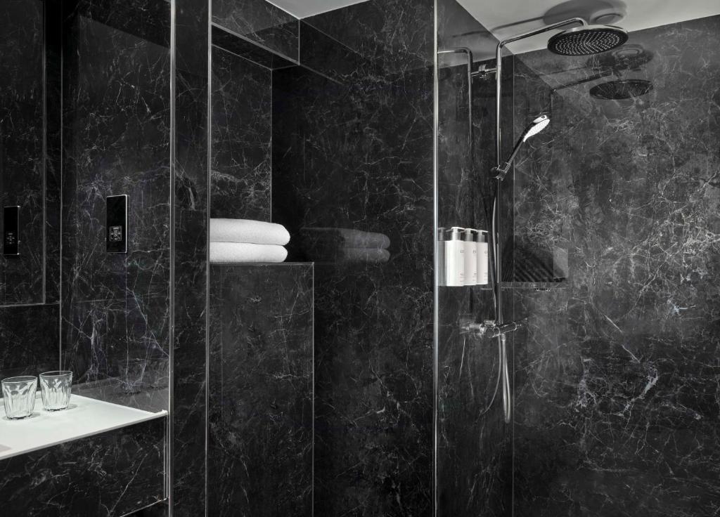 ห้องน้ำ