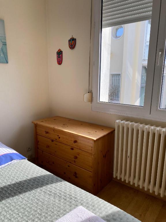 Chambre chez l'HABITANT appartement partagé sauf salon - 2