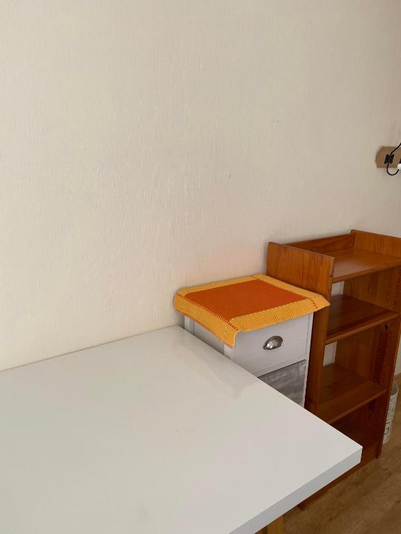 Chambre chez l'HABITANT appartement partagé sauf salon - 3