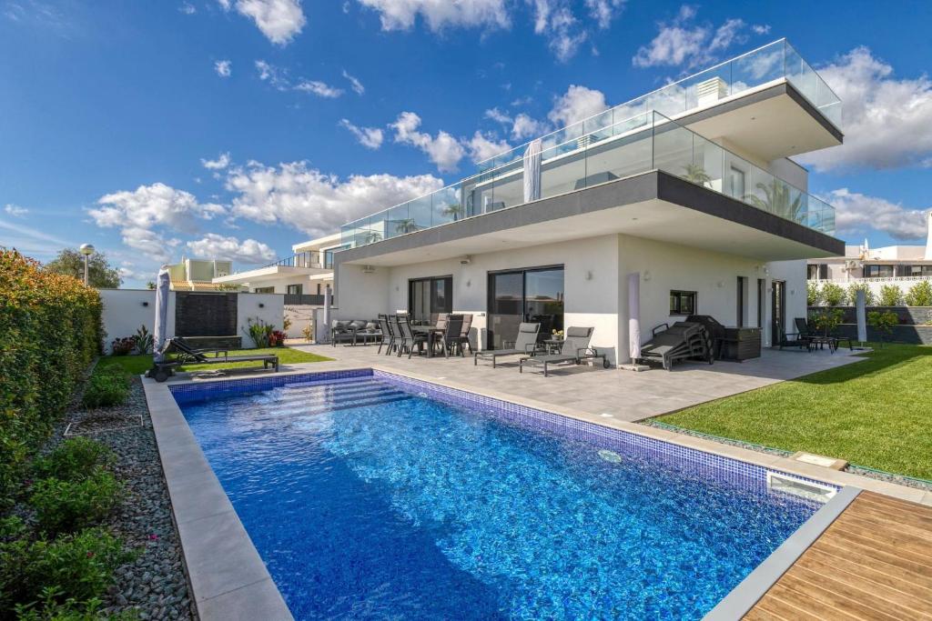Manatee - Modern & Luxurious villa, Carvoeiro
