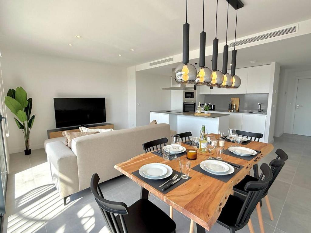 SR Oasis 325 2 BDR Penthouse with Sea View - 5