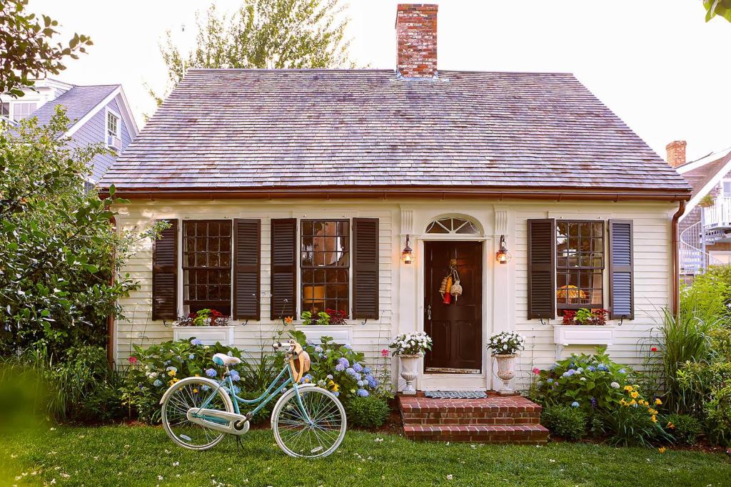 The Groggy Anchor, Provincetown
