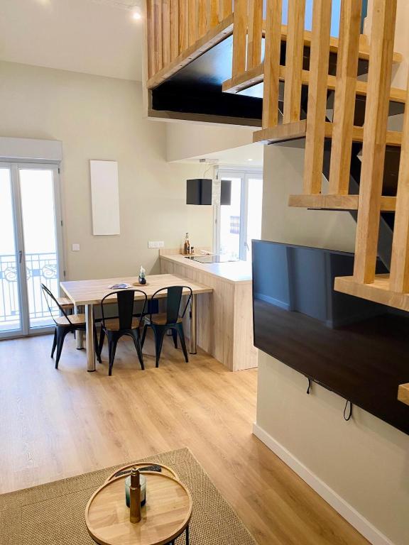 'La Perrière' Joli T2 en duplex Clim, Wifi - 3