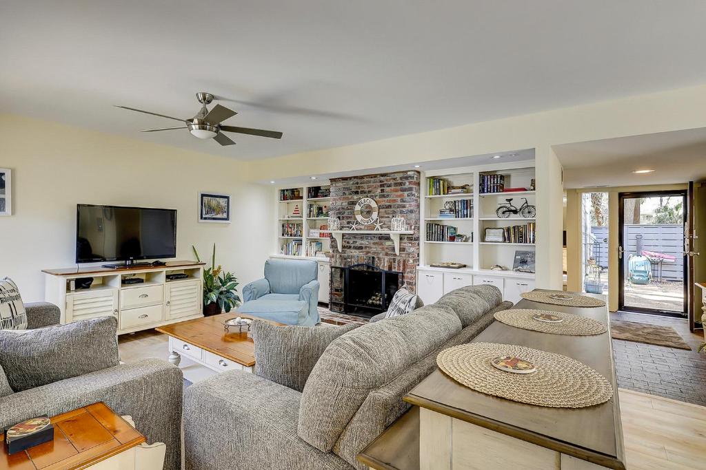 Shipmaster 501, Hilton Head Island