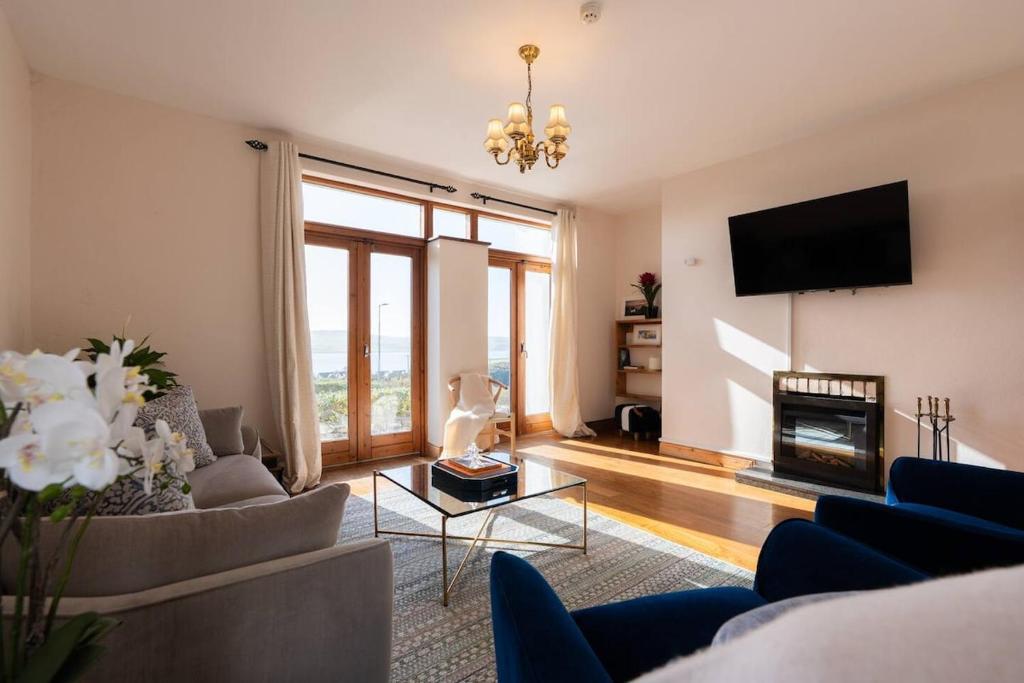 An Teach Ban - Dingle, Dingle