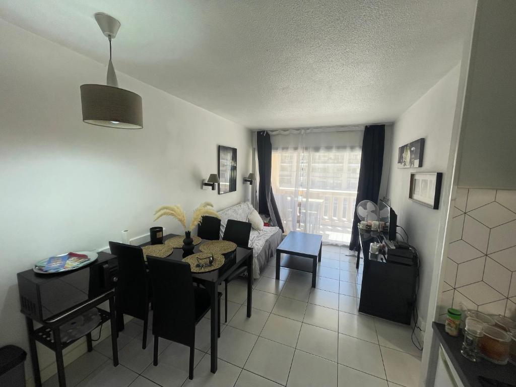 Appartement T2 bord de mer piscine 2025 - 1