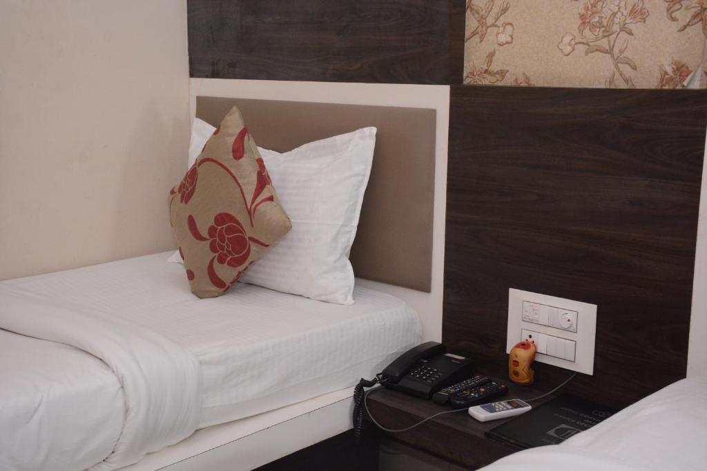 5. Hotel Gr..