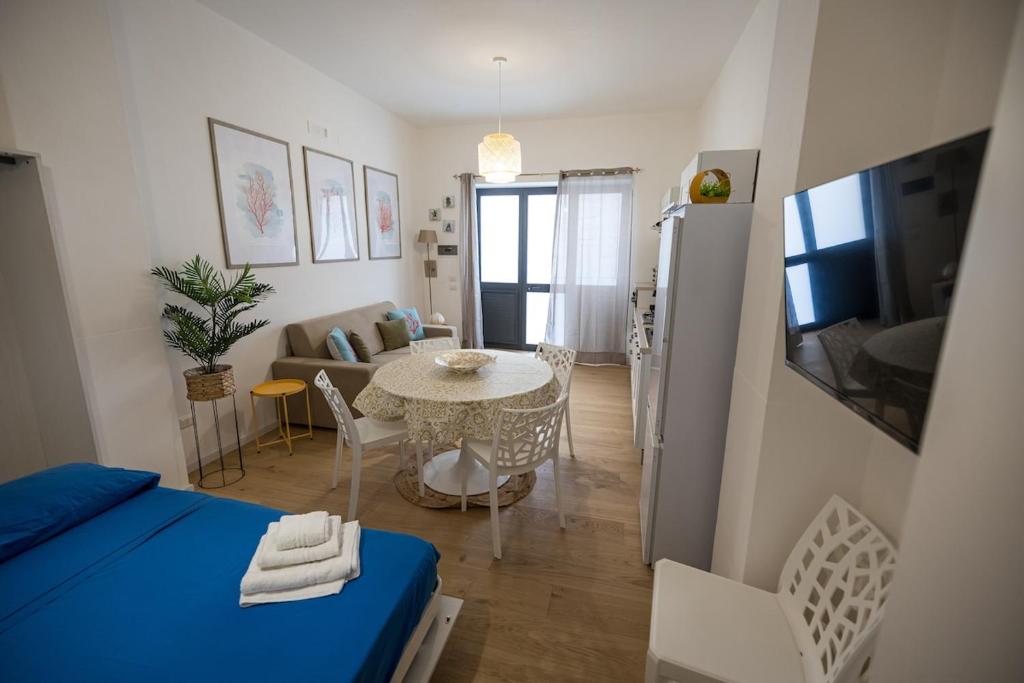 Sweet Home 1624 - center & lungomare - by Click Salento - 5