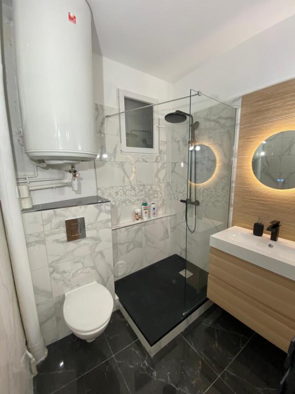 Beautiful double apt family babyfoot 2 parking - 2