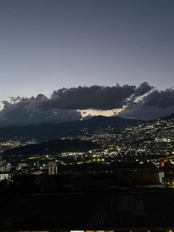 Magical stay like a local - 3