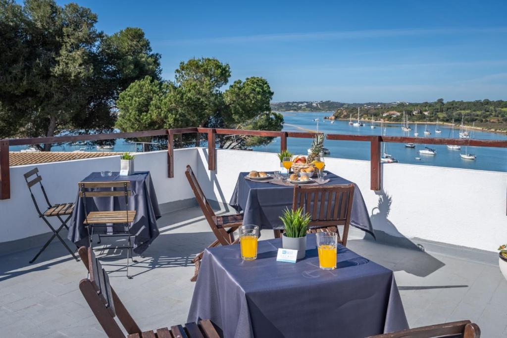 Facilities, Ria Guest House in Alvor