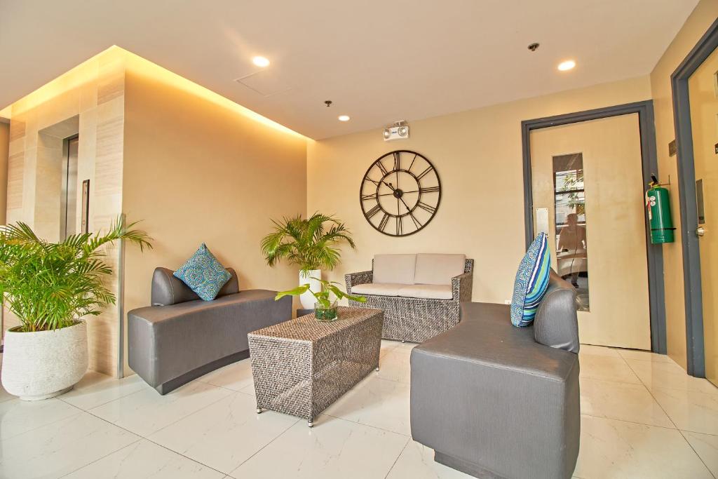 Lobby, Cebu Hotel Plus in Cebu