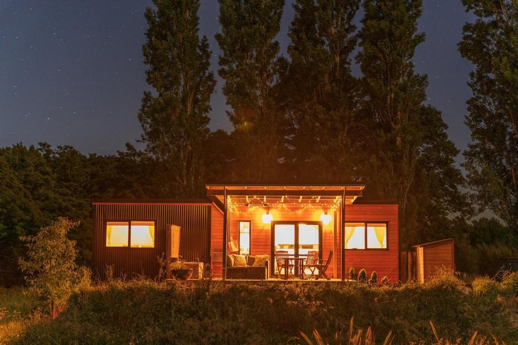 Rangataua Kowhai Tiny Home, Rangataua