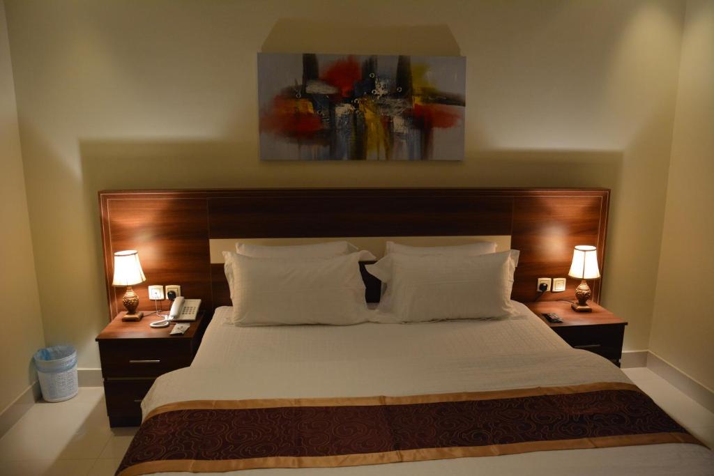 Myan Furnished Apartments photo
