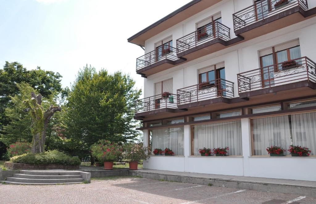Albergo Ristorante Cima I Pra' photo