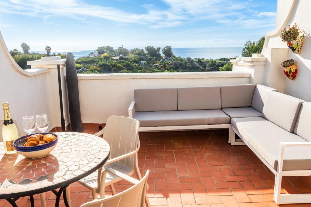 Las Palmas 20c - Oasis Properties, Nerja