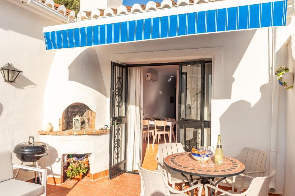Las Palmas 20c - Oasis Properties - 5