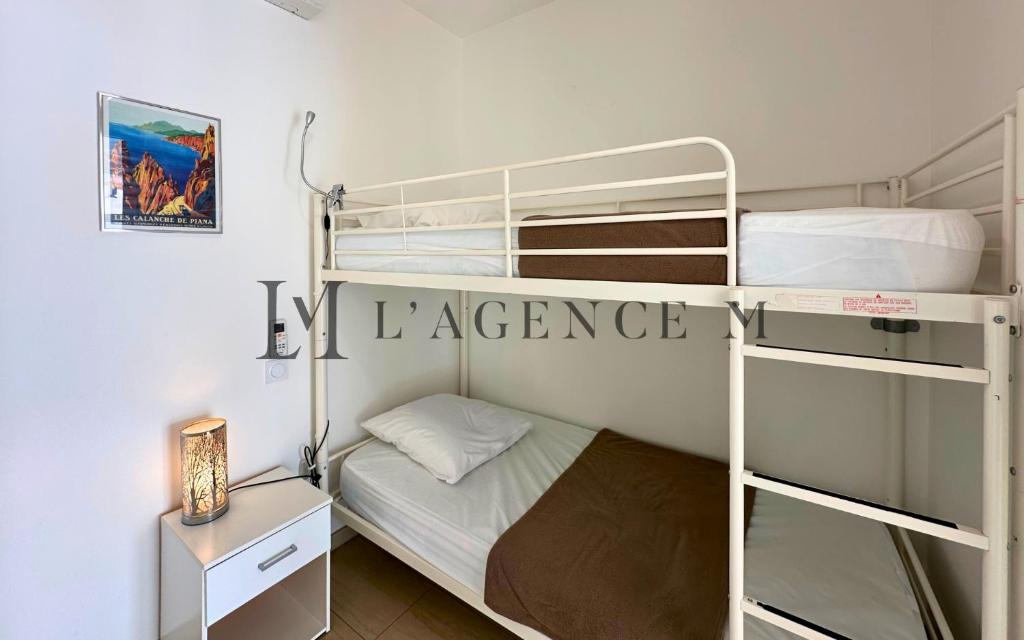 Studio Bis Rivages - 4 couchages, 100m de la plage, terrasse, ascenseur - 5
