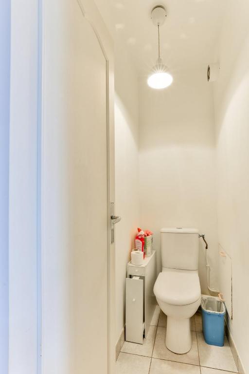 1BR Flat view on Eiffel Tower and Sacré-Coeur - 2