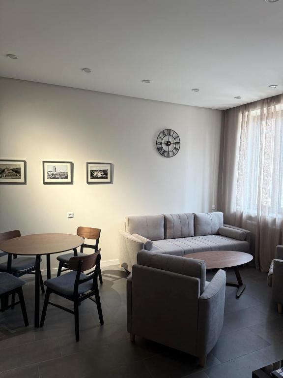 Bright home, Jerevan