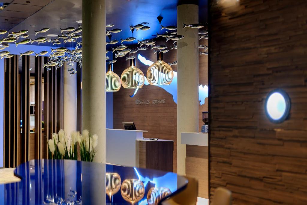 Ibis Styles Konstanz フロント・ロビー