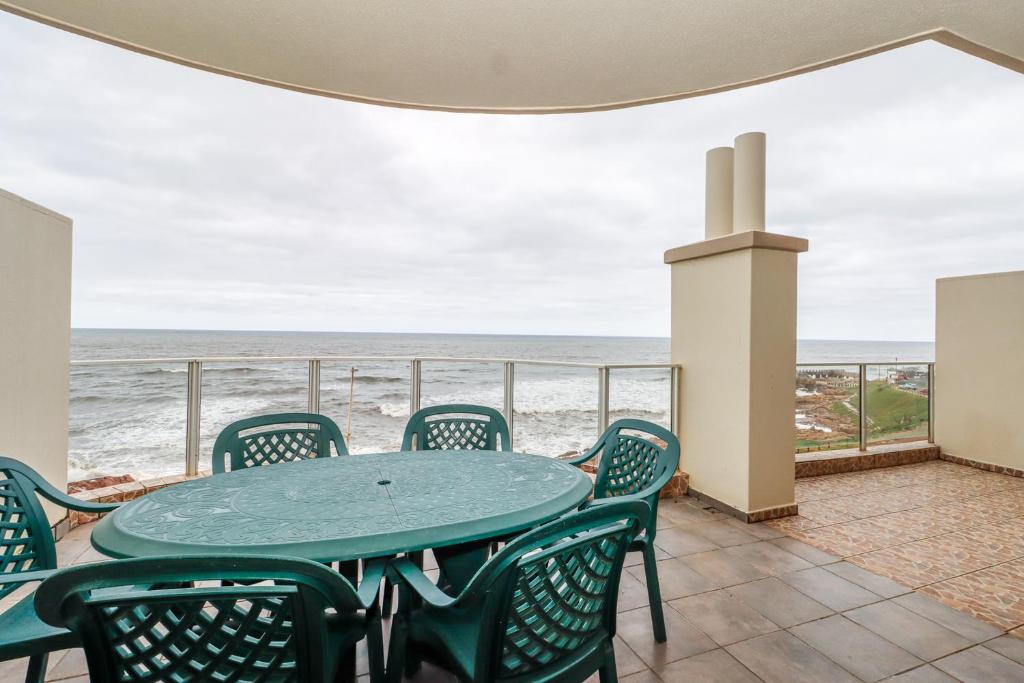 Santorini 302A, Margate