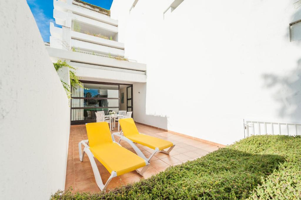 NEW Oiza Garden in Bahia Blanca with Garden and Ocean Views - 4