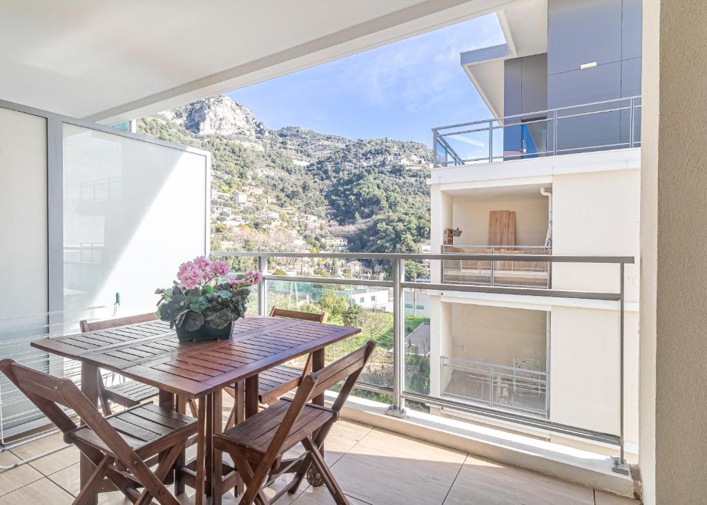 Charming Studio with Parking near Monaco - 2